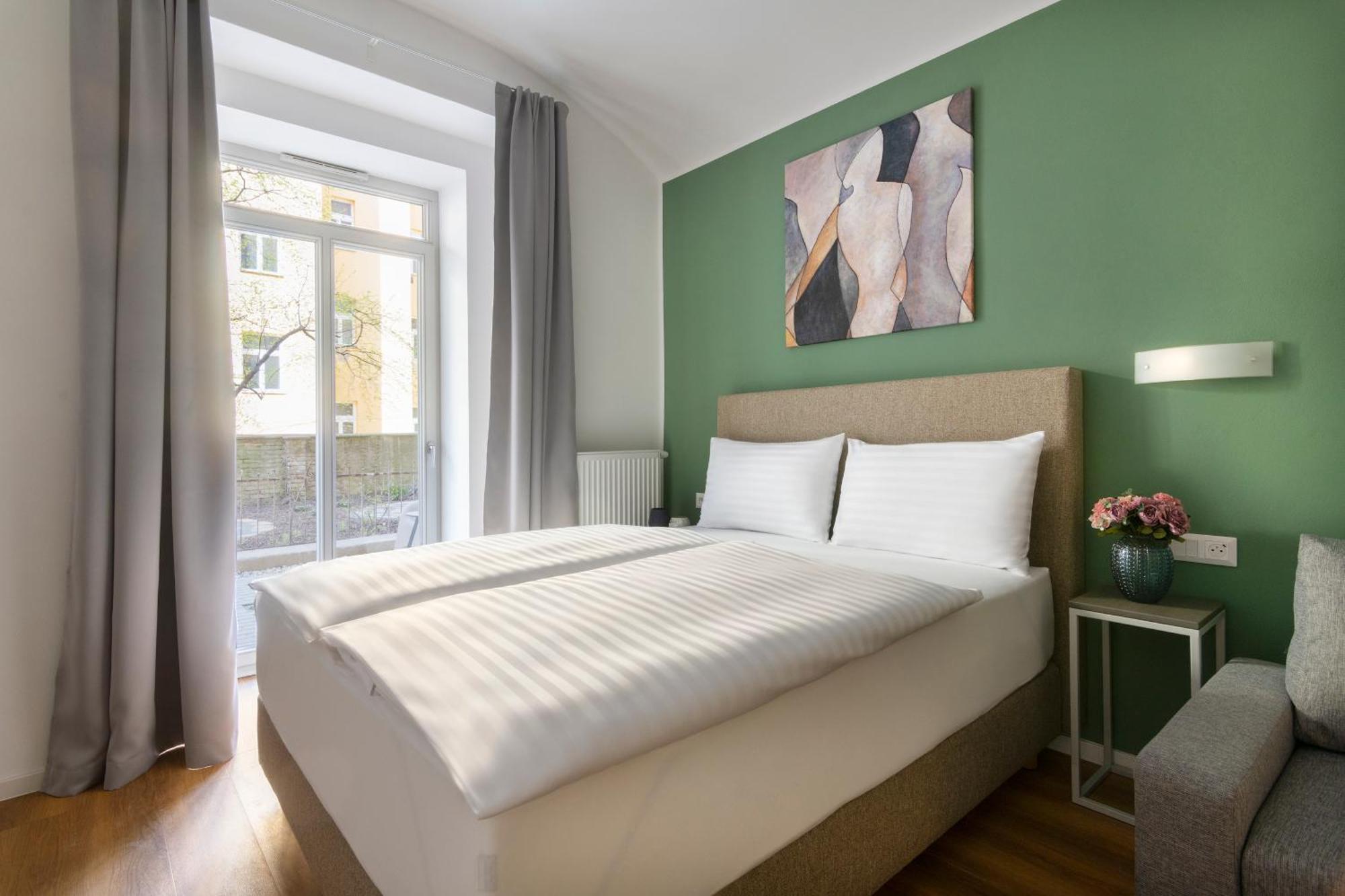 Hidden Art Boutique By Dwellfort 4* Prague